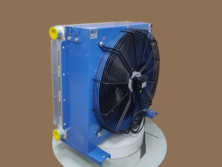 A450T-AC外轉(zhuǎn)子風(fēng)機驅(qū)動型 A450T-AC外轉(zhuǎn)子風(fēng)機驅(qū)動型